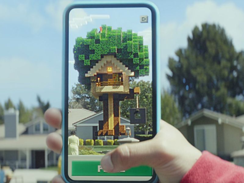 Khởi động Minecraft Earth APK và trải nghiệm